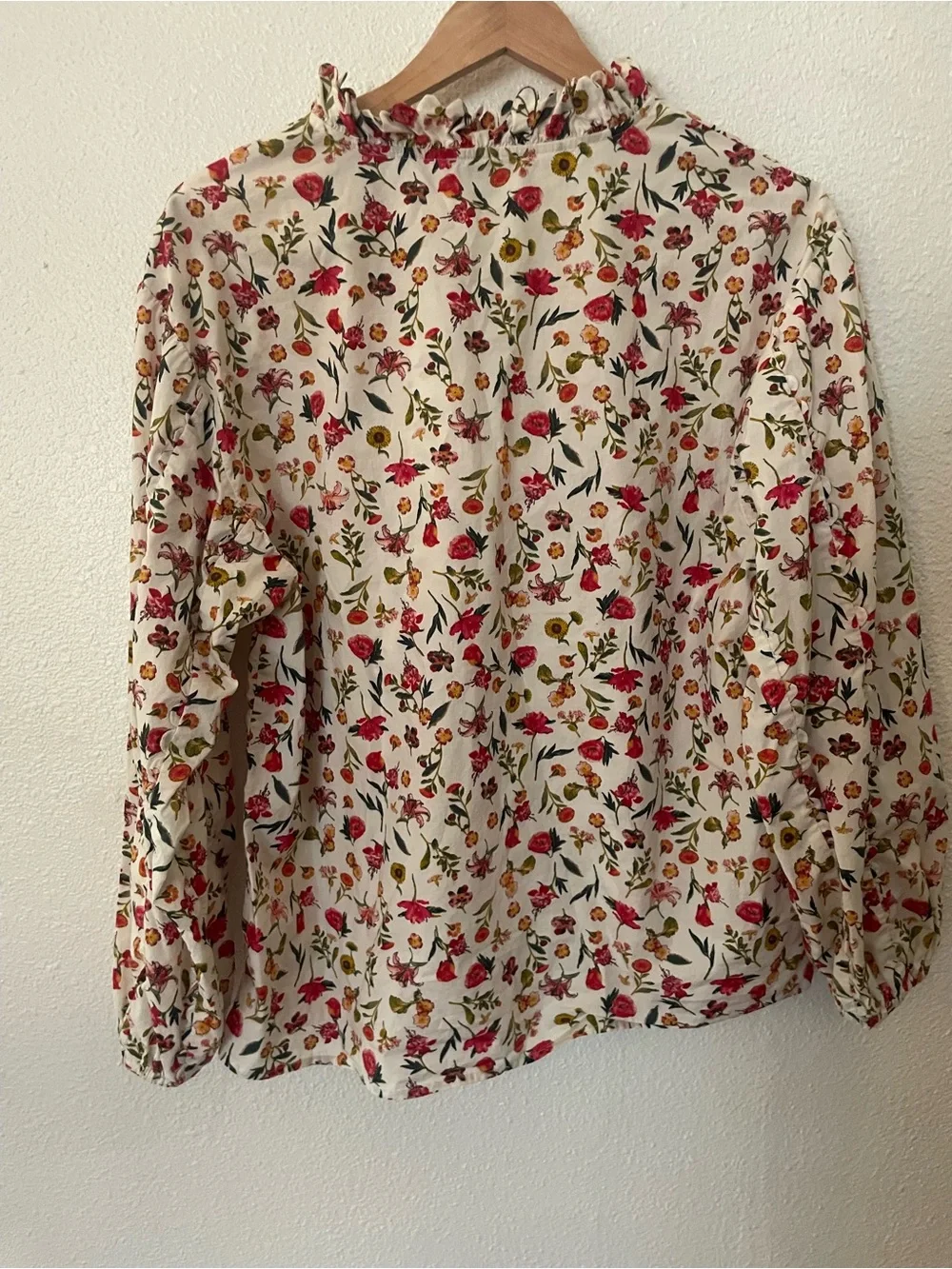 J. Crew Blouse Tie Neck Scalloped Trim Botanical Floral Print Long Sleeve Size M